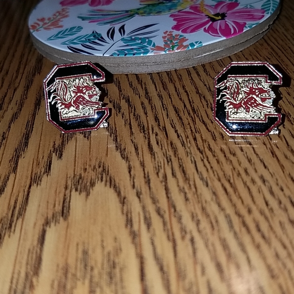 NWOT Carolina Gamecock earrings - Picture 1 of 3